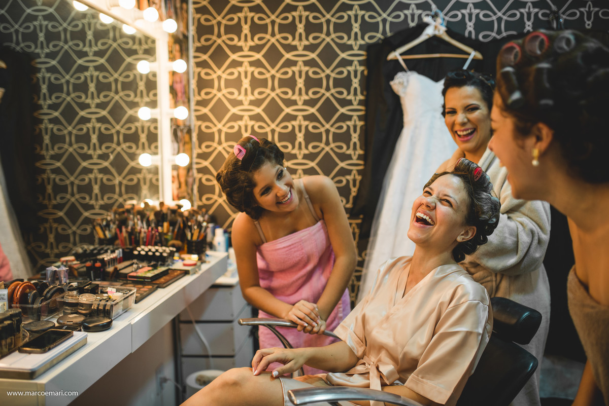 casamento, noiva, decoração vintage, casamento romântico, cerimônia romântica,  varal de lâmpadas