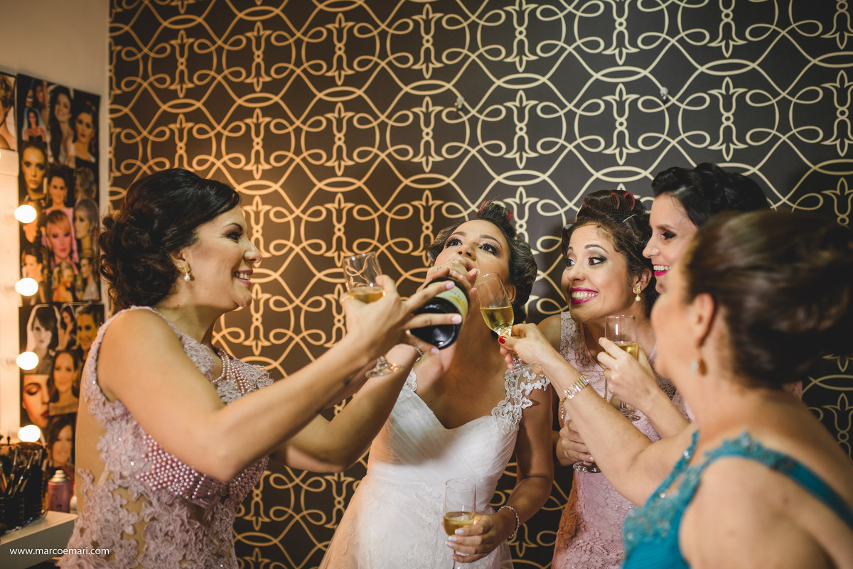 casamento, noiva, decoração vintage, casamento romântico, cerimônia romântica,  varal de lâmpadas