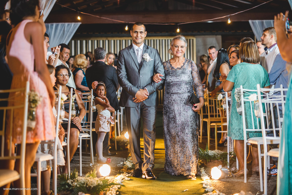casamento, noiva, decoração vintage, casamento romântico, cerimônia romântica,  varal de lâmpadas