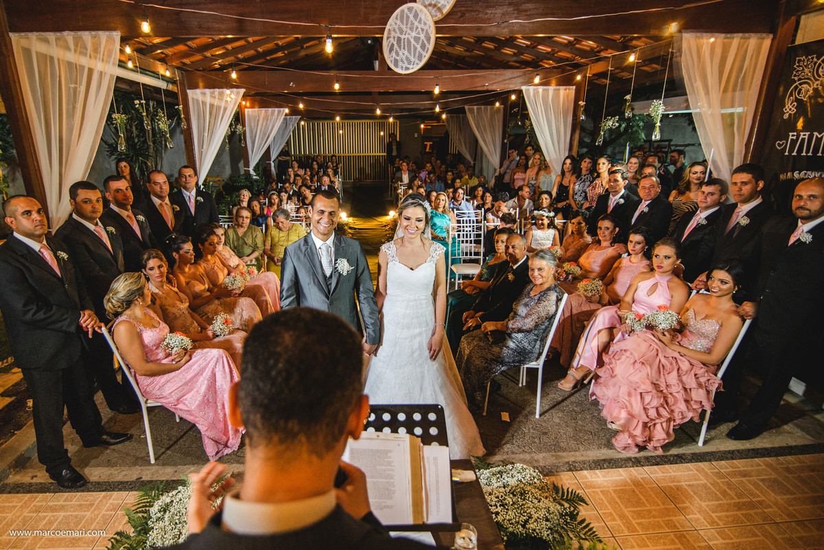 casamento, noiva, decoração vintage, casamento romântico, cerimônia romântica,  varal de lâmpadas