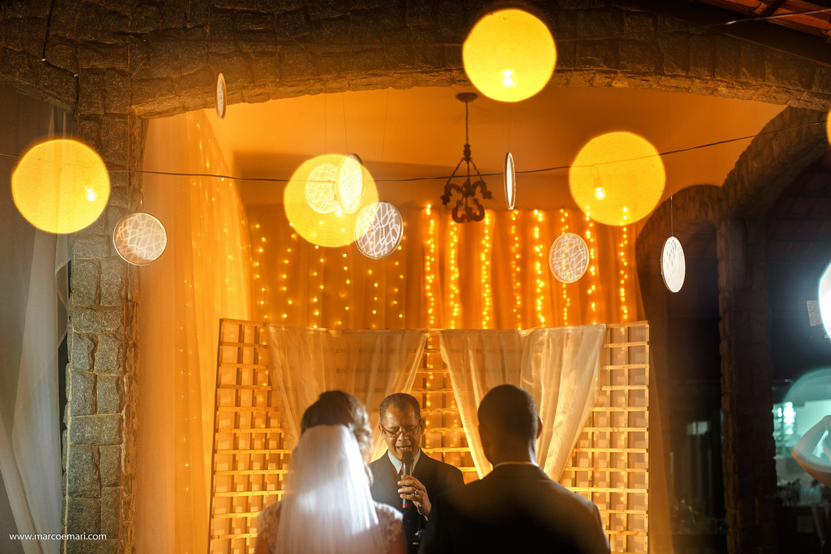 casamento, noiva, decoração vintage, casamento romântico, cerimônia romântica,  varal de lâmpadas