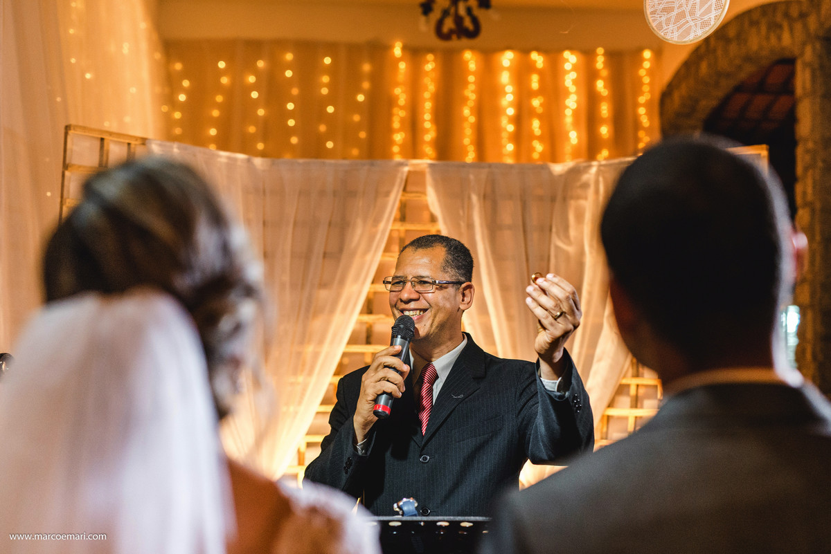 casamento, noiva, decoração vintage, casamento romântico, cerimônia romântica,  varal de lâmpadas