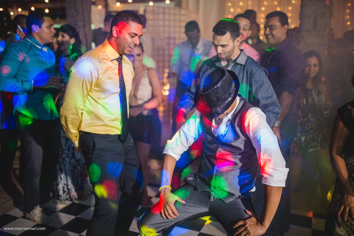 casamento, noiva, decoração vintage, casamento romântico, cerimônia romântica,  varal de lâmpadas