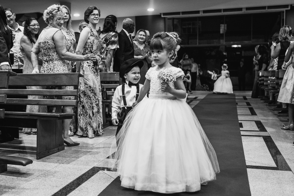 fotografo de vitoria, fotografia de casamento,  noiva, noivas do espirito santo, igreja perpetuo socorro, vila oben, larrissa rodrigues,  marcos e mari