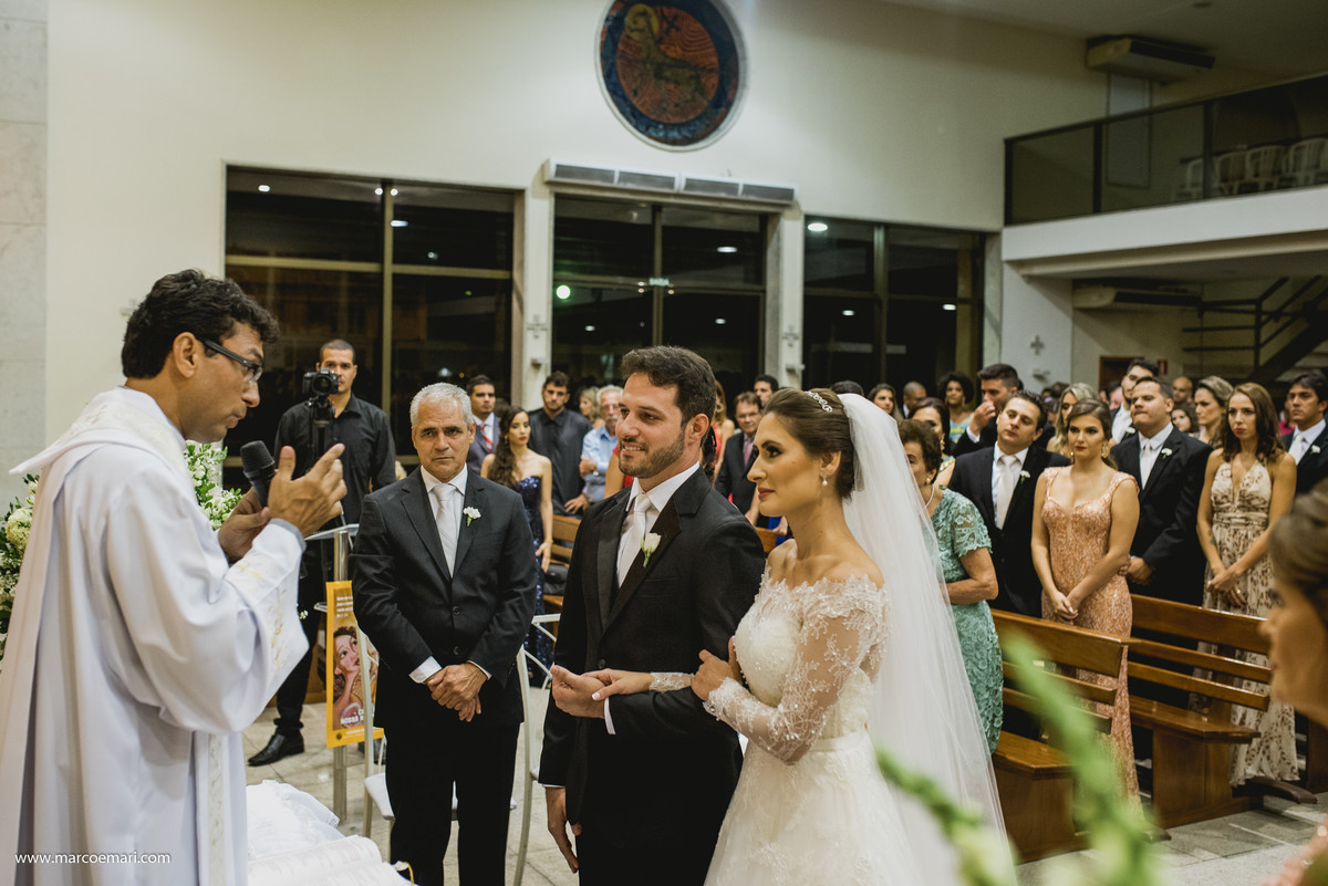 fotografo de vitoria, fotografia de casamento,  noiva, noivas do espirito santo, igreja perpetuo socorro, vila oben, larrissa rodrigues,  marcos e mari