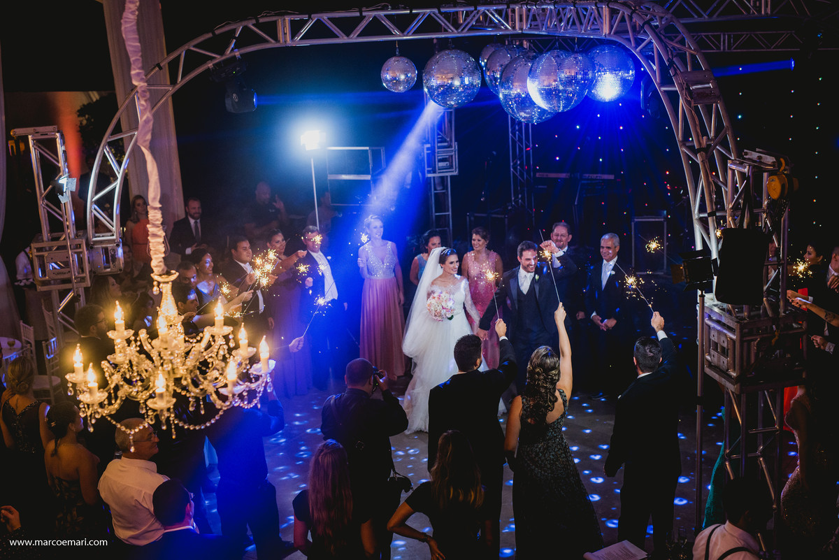 fotografo de vitoria, fotografia de casamento,  noiva, noivas do espirito santo, igreja perpetuo socorro, vila oben, larrissa rodrigues,  marcos e mari