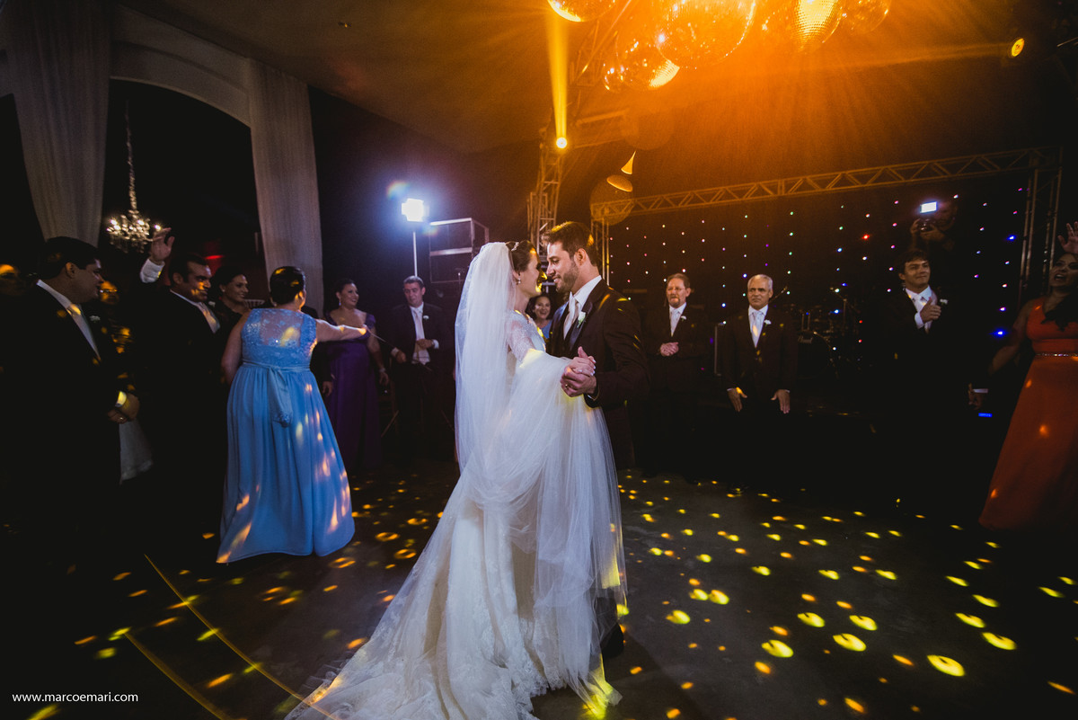 fotografo de vitoria, fotografia de casamento,  noiva, noivas do espirito santo, igreja perpetuo socorro, vila oben, larrissa rodrigues,  marcos e mari