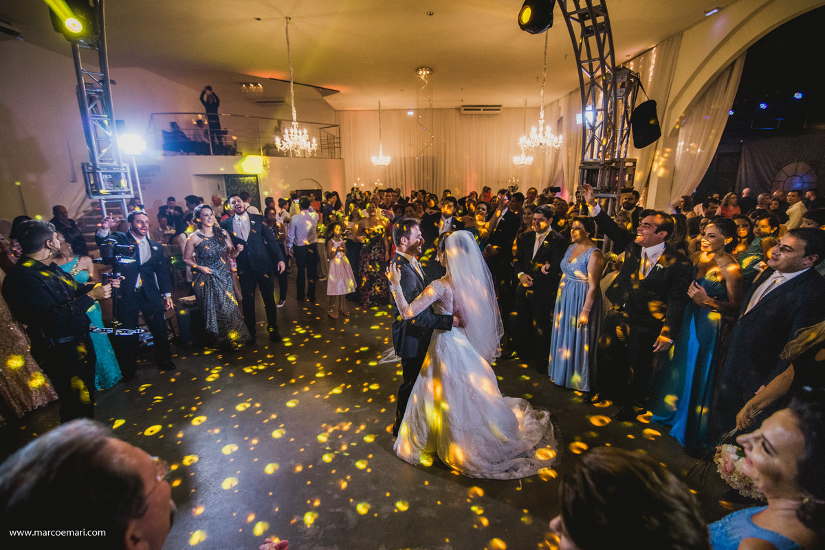 fotografo de vitoria, fotografia de casamento,  noiva, noivas do espirito santo, igreja perpetuo socorro, vila oben, larrissa rodrigues,  marcos e mari