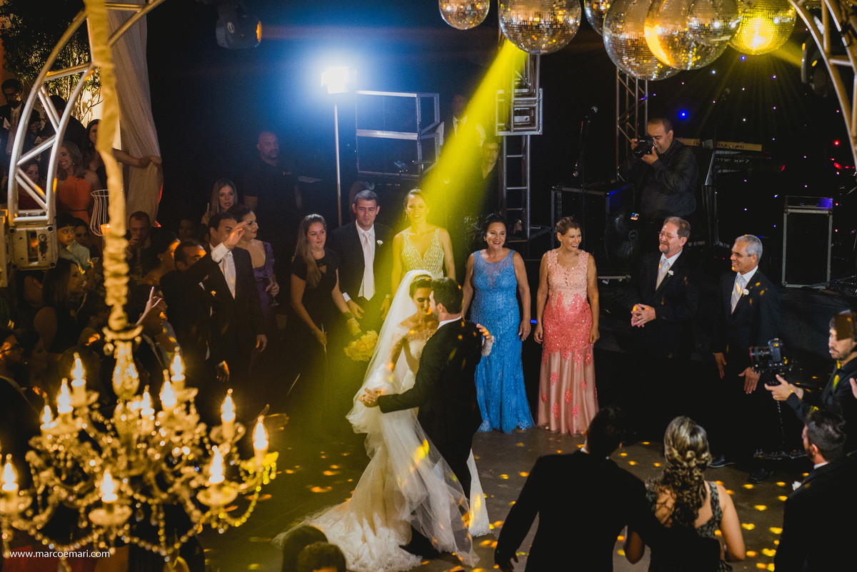 fotografo de vitoria, fotografia de casamento,  noiva, noivas do espirito santo, igreja perpetuo socorro, vila oben, larrissa rodrigues,  marcos e mari