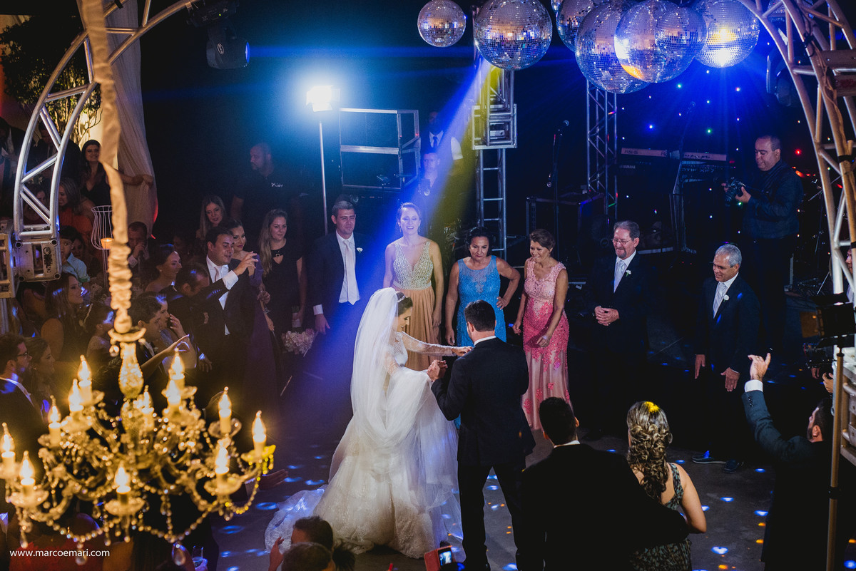 fotografo de vitoria, fotografia de casamento,  noiva, noivas do espirito santo, igreja perpetuo socorro, vila oben, larrissa rodrigues,  marcos e mari