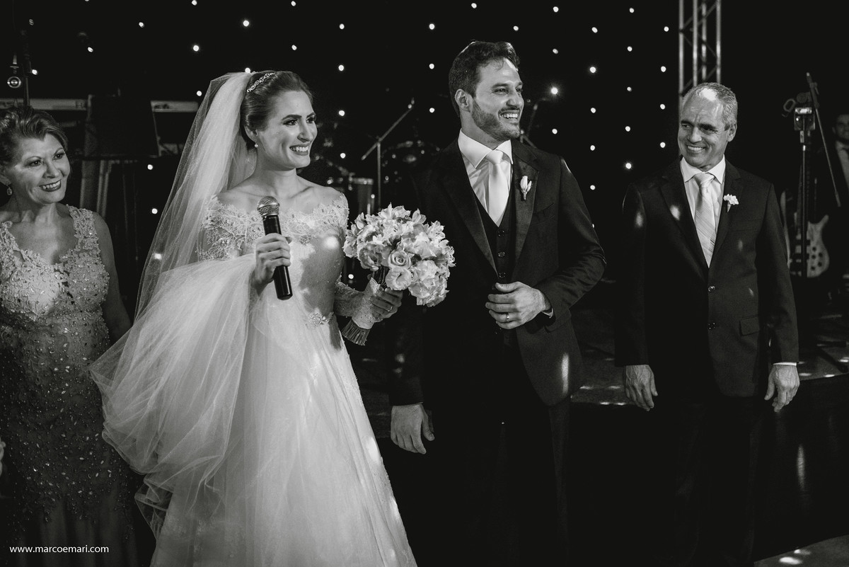 fotografo de vitoria, fotografia de casamento,  noiva, noivas do espirito santo, igreja perpetuo socorro, vila oben, larrissa rodrigues,  marcos e mari