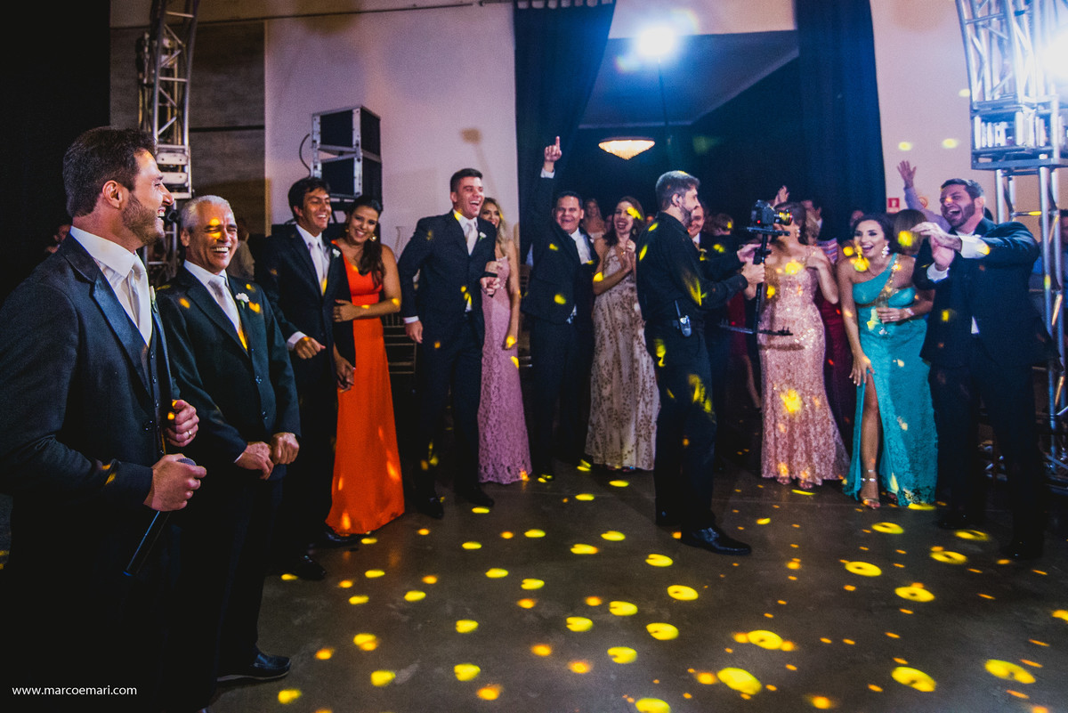 fotografo de vitoria, fotografia de casamento,  noiva, noivas do espirito santo, igreja perpetuo socorro, vila oben, larrissa rodrigues,  marcos e mari