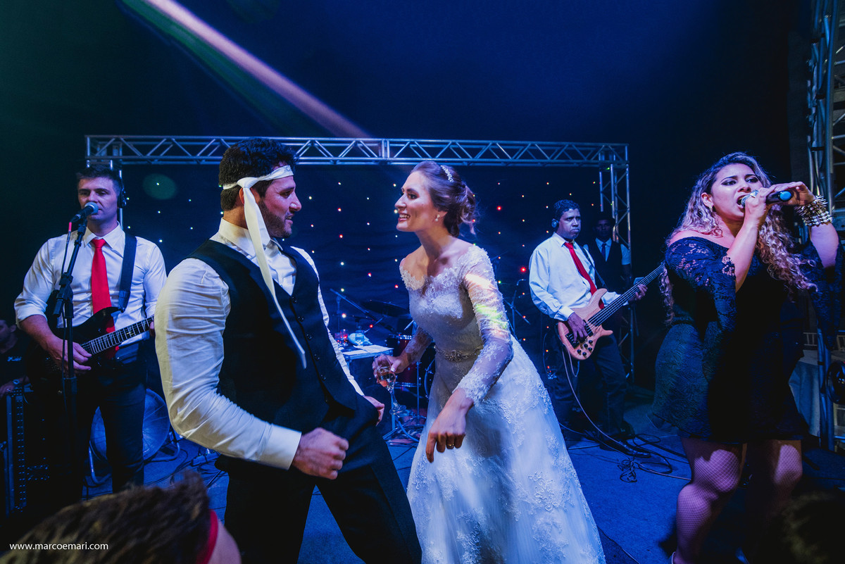 fotografo de vitoria, fotografia de casamento,  noiva, noivas do espirito santo, igreja perpetuo socorro, vila oben, larrissa rodrigues,  marcos e mari