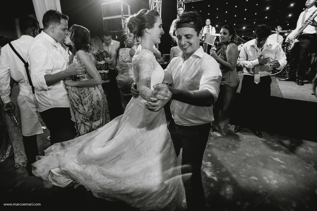 fotografo de vitoria, fotografia de casamento,  noiva, noivas do espirito santo, igreja perpetuo socorro, vila oben, larrissa rodrigues,  marcos e mari