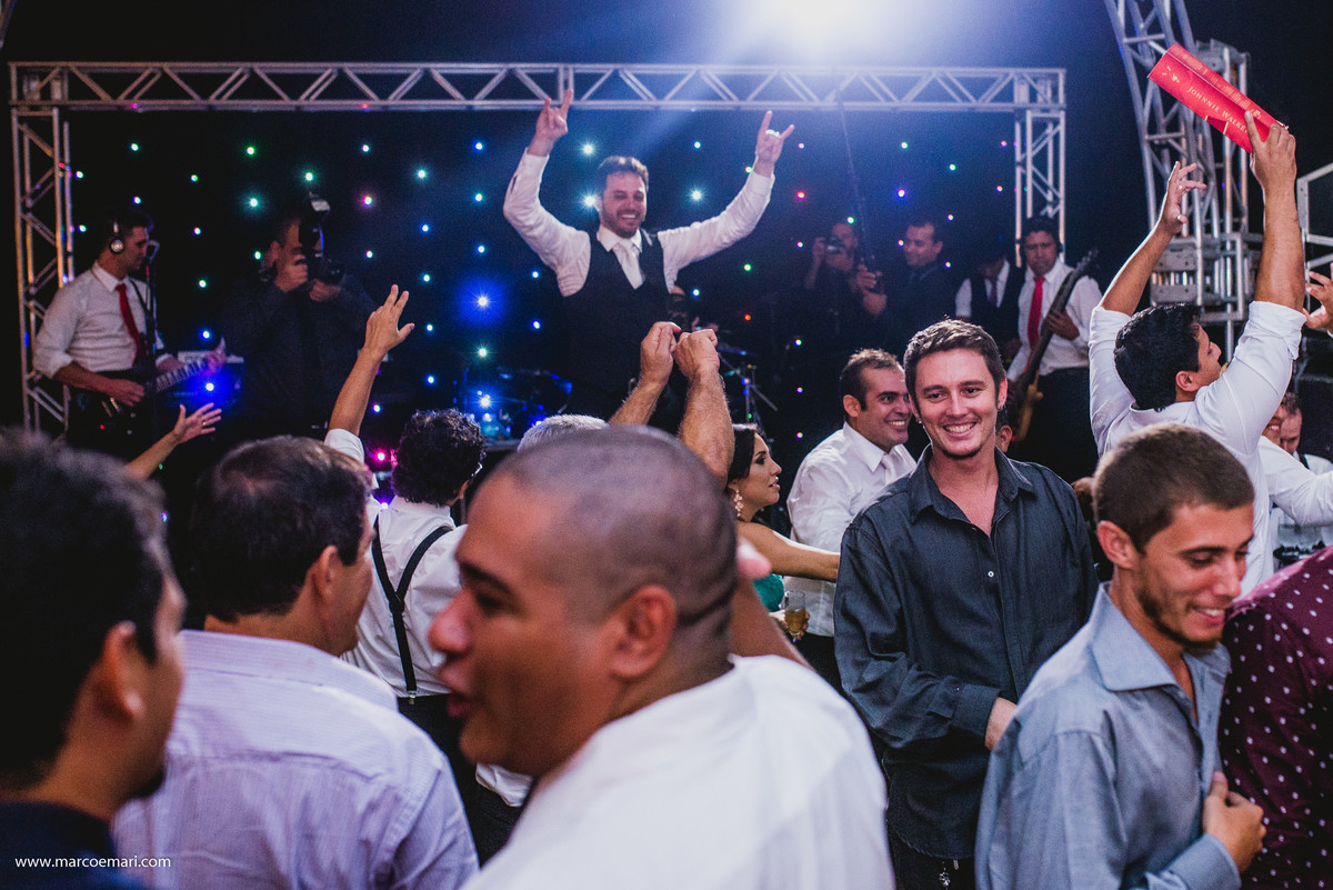 fotografo de vitoria, fotografia de casamento,  noiva, noivas do espirito santo, igreja perpetuo socorro, vila oben, larrissa rodrigues,  marcos e mari