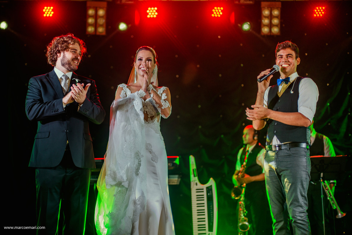 casamento, noiva, fotogrado de vitoria, fotografo de casamento, ilhashows, ilhaacustico, ilhabuffet, escoladesamba, patriciaesteves