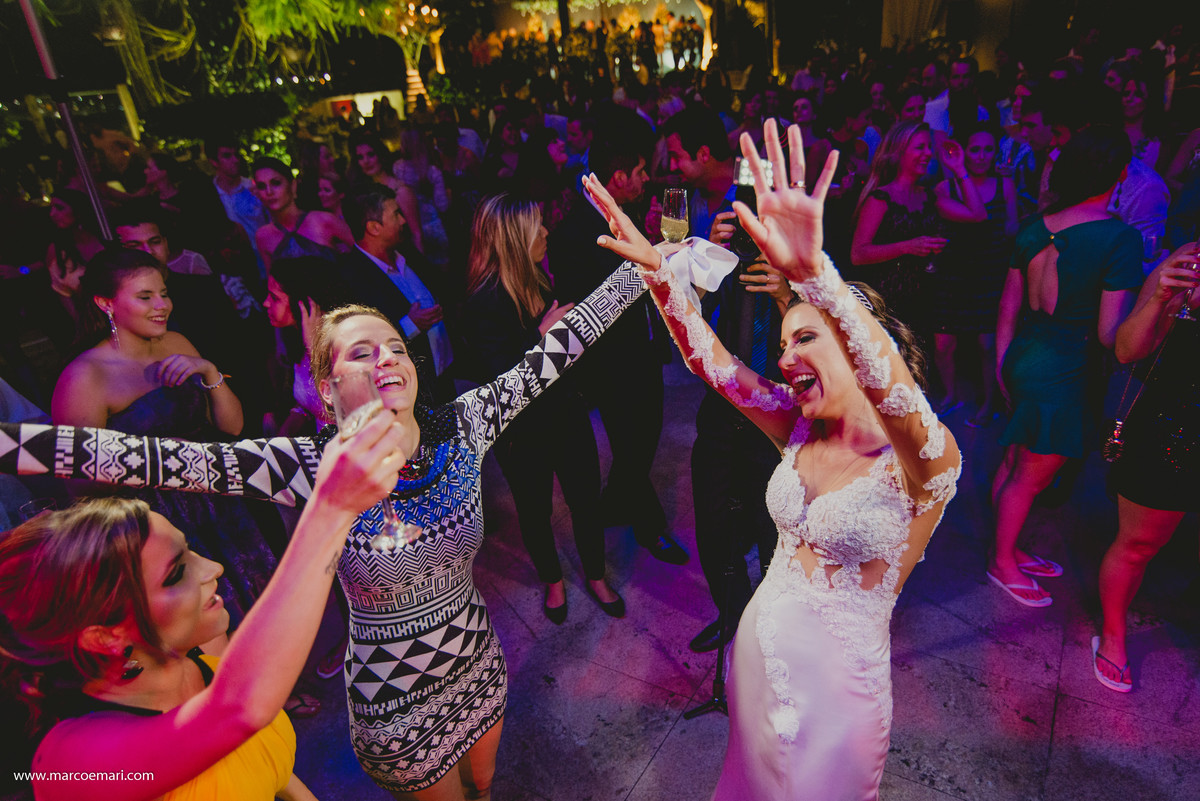 casamento, noiva, fotogrado de vitoria, fotografo de casamento, ilhashows, ilhaacustico, ilhabuffet, escoladesamba, patriciaesteves