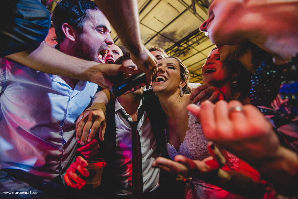 casamento, noiva, fotogrado de vitoria, fotografo de casamento, ilhashows, ilhaacustico, ilhabuffet, escoladesamba, patriciaesteves