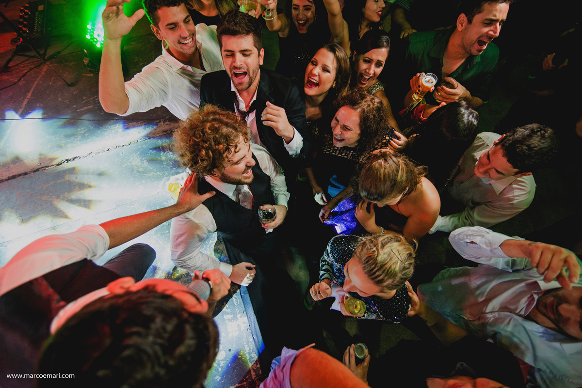 casamento, noiva, fotogrado de vitoria, fotografo de casamento, ilhashows, ilhaacustico, ilhabuffet, escoladesamba, patriciaesteves