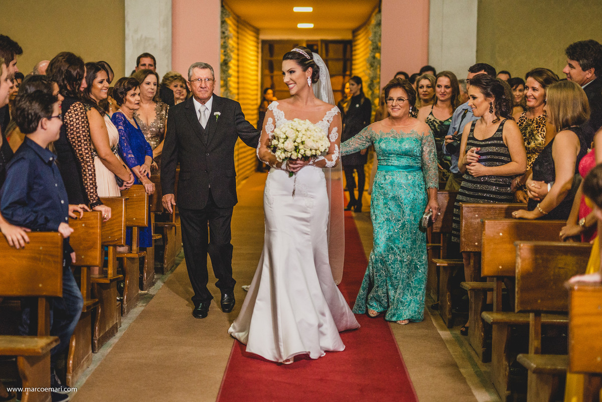 casamento, noiva, fotogrado de vitoria, fotografo de casamento, ilhashows, ilhaacustico, ilhabuffet, escoladesamba, patriciaesteves