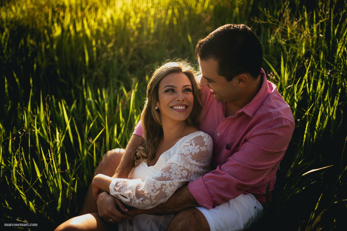 esessionensaiodenoivos-precasameno-savethedate-pedraazul-romantismofotografodecasamento-fotografodevitoria-pordolsol-casandonocampo-weddinginspiration-ensaioromantico-ensaionocampo-fotografodevitoria-marcosemarifotografias