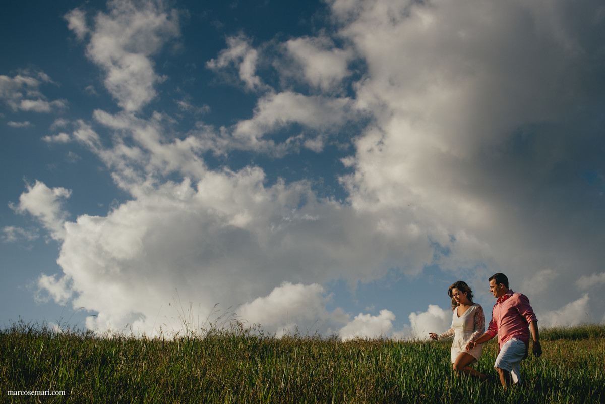 esessionensaiodenoivos-precasameno-savethedate-pedraazul-romantismofotografodecasamento-fotografodevitoria-pordolsol-casandonocampo-weddinginspiration-ensaioromantico-ensaionocampo-fotografodevitoria-marcosemarifotografias