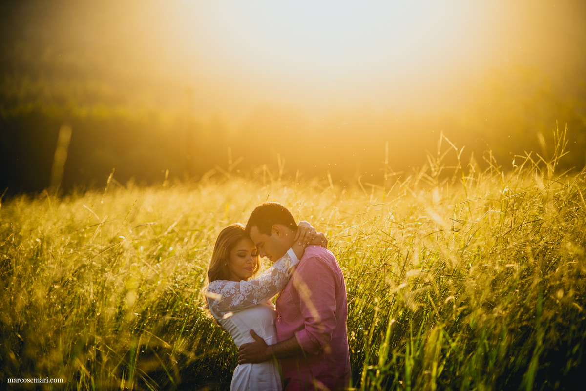 esessionensaiodenoivos-precasameno-savethedate-pedraazul-romantismofotografodecasamento-fotografodevitoria-pordolsol-casandonocampo-weddinginspiration-ensaioromantico-ensaionocampo-fotografodevitoria-marcosemarifotografias