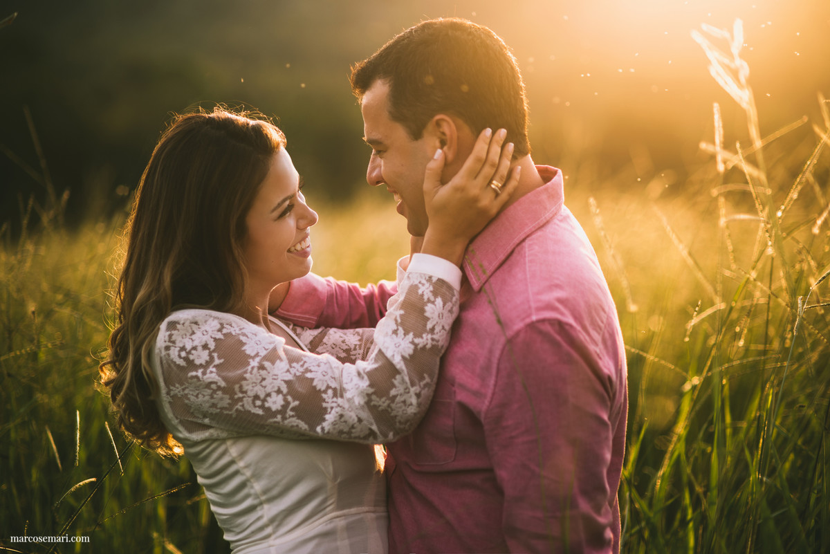 esessionensaiodenoivos-precasameno-savethedate-pedraazul-romantismofotografodecasamento-fotografodevitoria-pordolsol-casandonocampo-weddinginspiration-ensaioromantico-ensaionocampo-fotografodevitoria-marcosemarifotografias