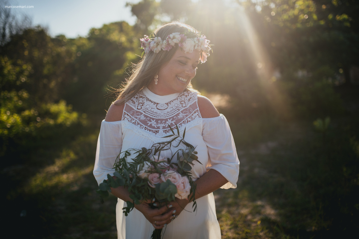 pedidodecasamentosurpresa-noivado-bride-casamento-casamentonapraia-noivadonapraia-arcodeflores-marcosemarifotografias-ensaioromantico-precasamento-lovestory
