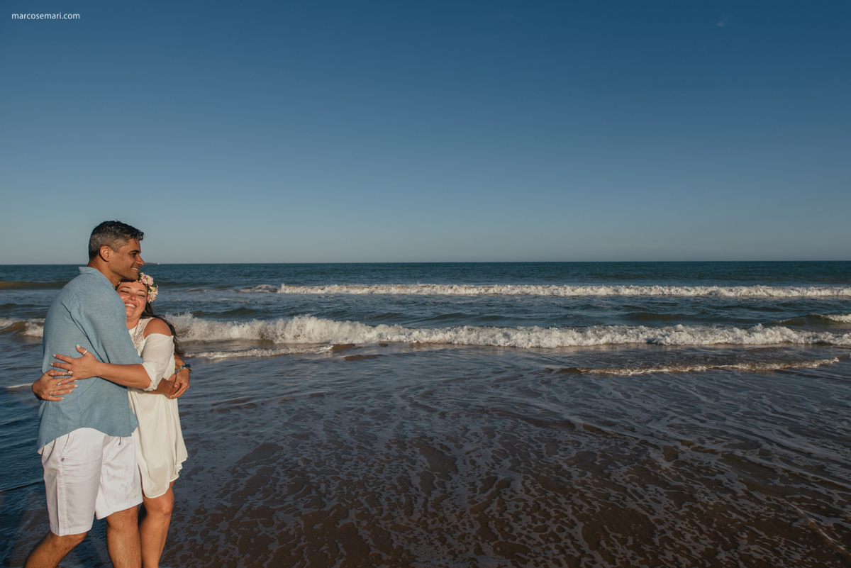 pedidodecasamentosurpresa-noivado-bride-casamento-casamentonapraia-noivadonapraia-arcodeflores-marcosemarifotografias-ensaioromantico-precasamento-lovestory