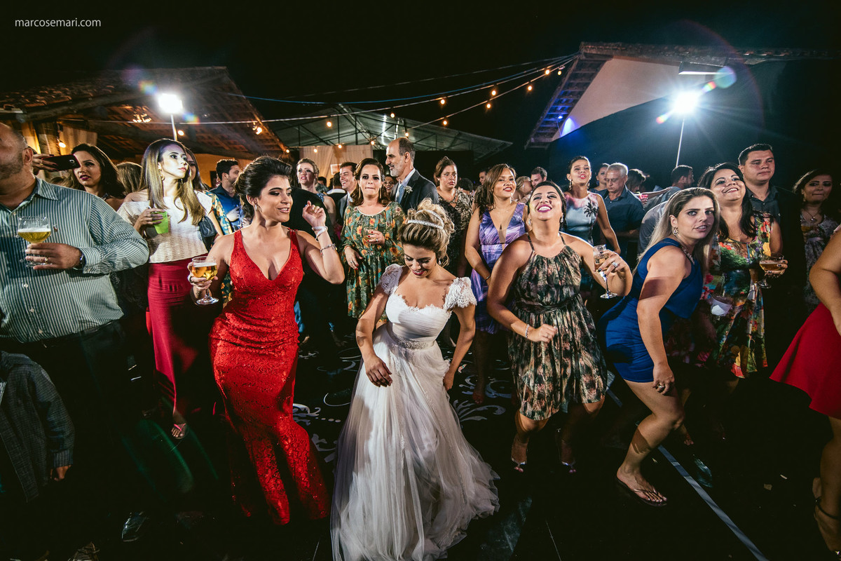 blog casando no es; blog de casamento; blog detalhes que inspiram; blog eu aceito i do; blog lápis de noiva; bride; ensaio no campo; casamento ao ar livre; casamento de cinema; casamento de dia; casamento de princesa; casamento marechal floriano; c