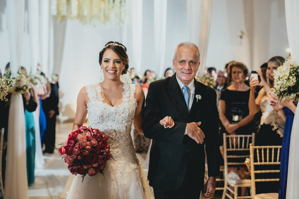 fotos-casamento-juerodrigo-noiva-marcosemarifotografias-itamaratyhall-maisonrosee-salaoma-violinelive-batukar