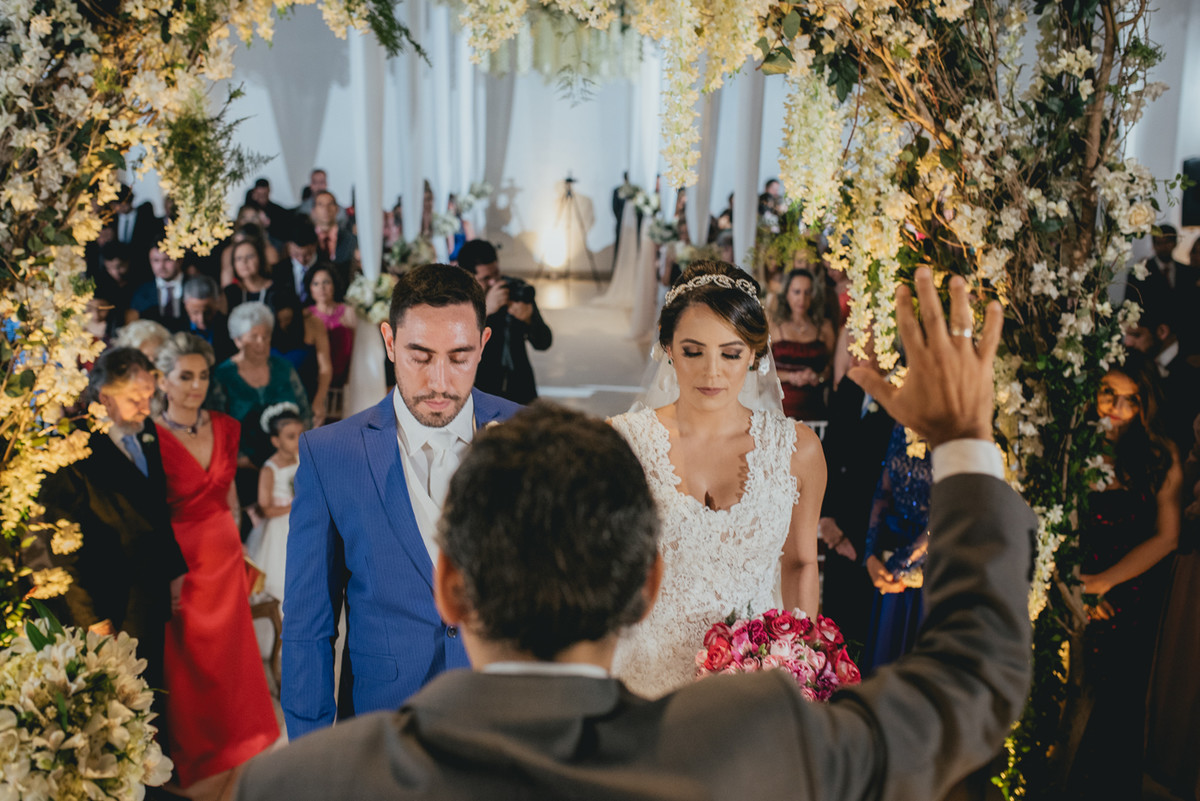 fotos-casamento-juerodrigo-noiva-marcosemarifotografias-itamaratyhall-maisonrosee-salaoma-violinelive-batukar