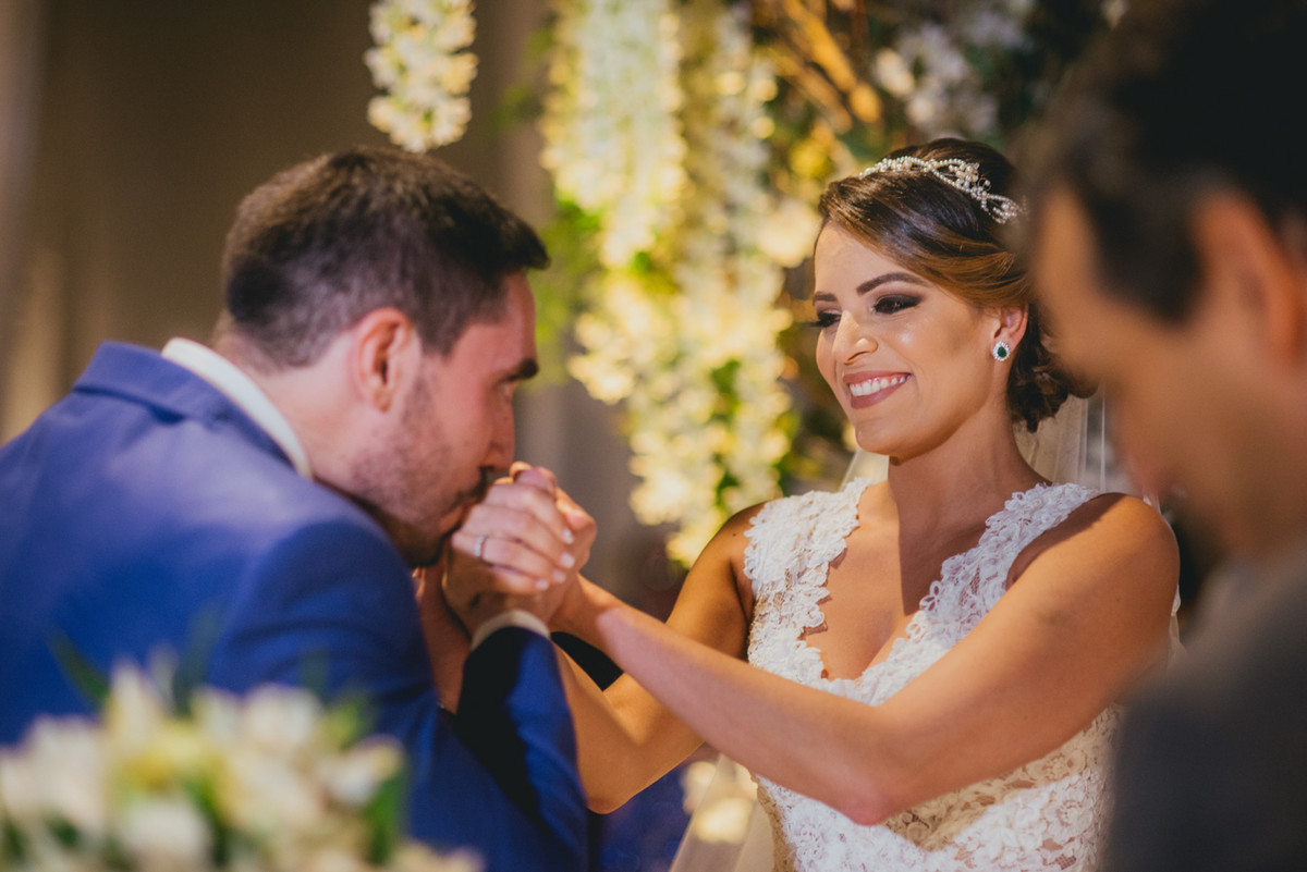 fotos-casamento-juerodrigo-noiva-marcosemarifotografias-itamaratyhall-maisonrosee-salaoma-violinelive-batukar