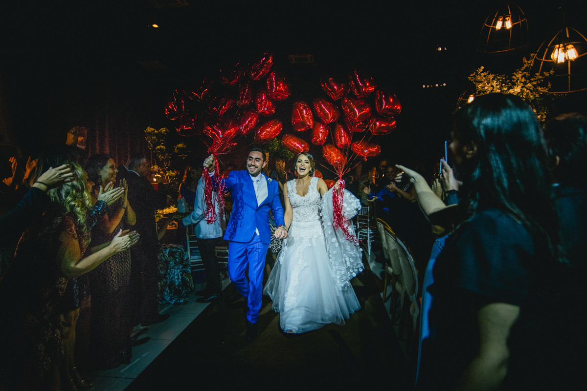 fotos-casamento-juerodrigo-noiva-marcosemarifotografias-itamaratyhall-maisonrosee-salaoma-violinelive-batukar