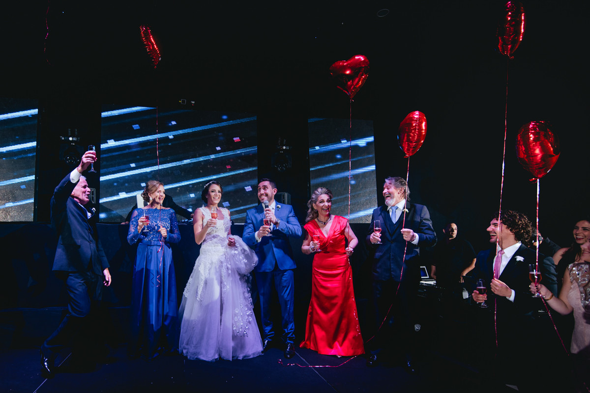 fotos-casamento-juerodrigo-noiva-marcosemarifotografias-itamaratyhall-maisonrosee-salaoma-violinelive-batukar