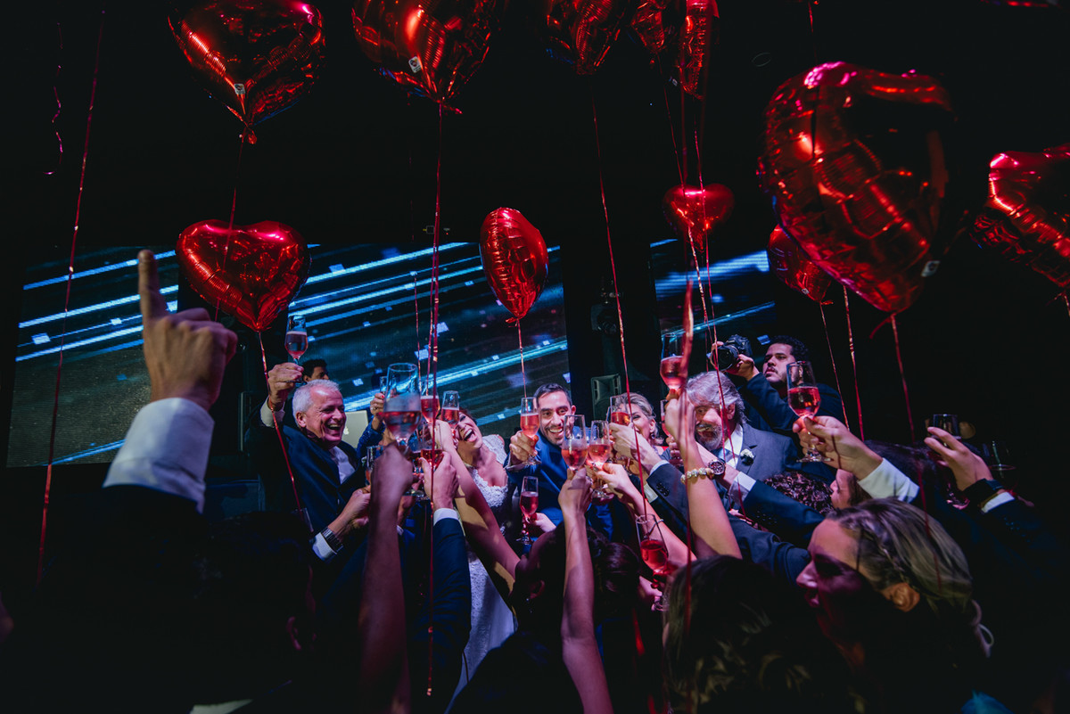 fotos-casamento-juerodrigo-noiva-marcosemarifotografias-itamaratyhall-maisonrosee-salaoma-violinelive-batukar