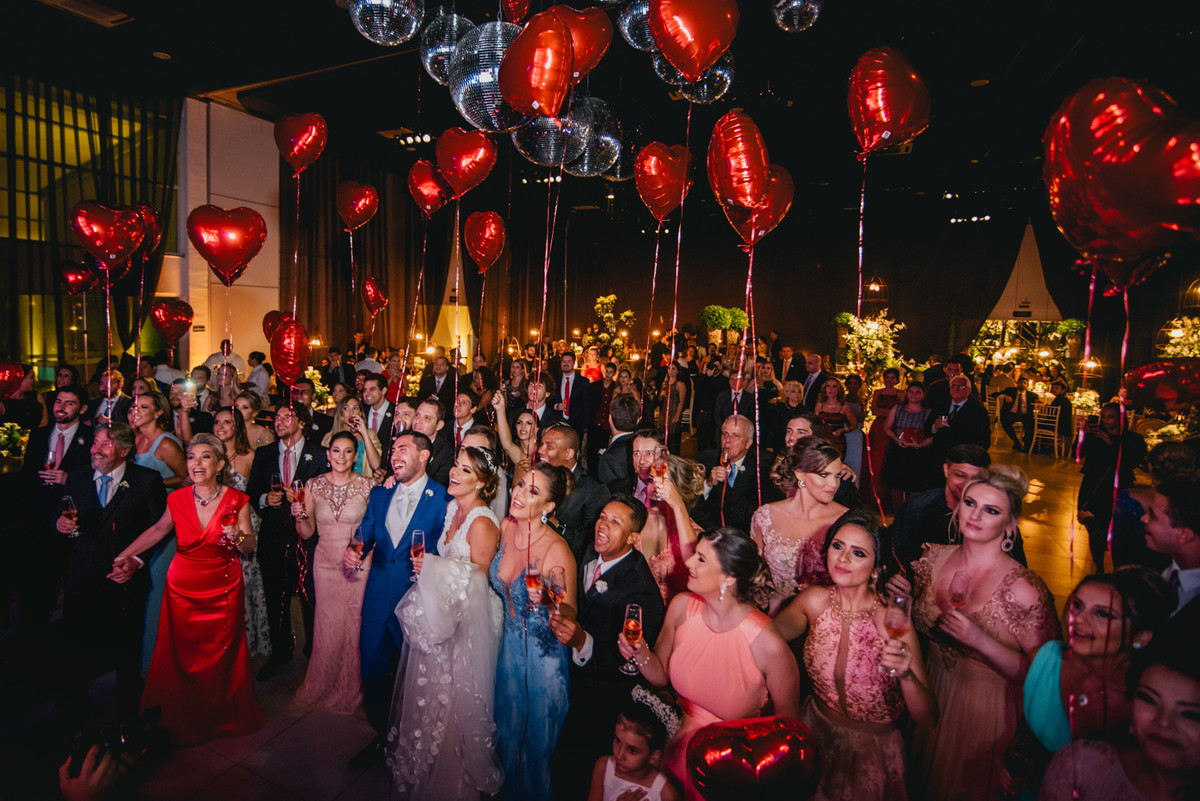 fotos-casamento-juerodrigo-noiva-marcosemarifotografias-itamaratyhall-maisonrosee-salaoma-violinelive-batukar