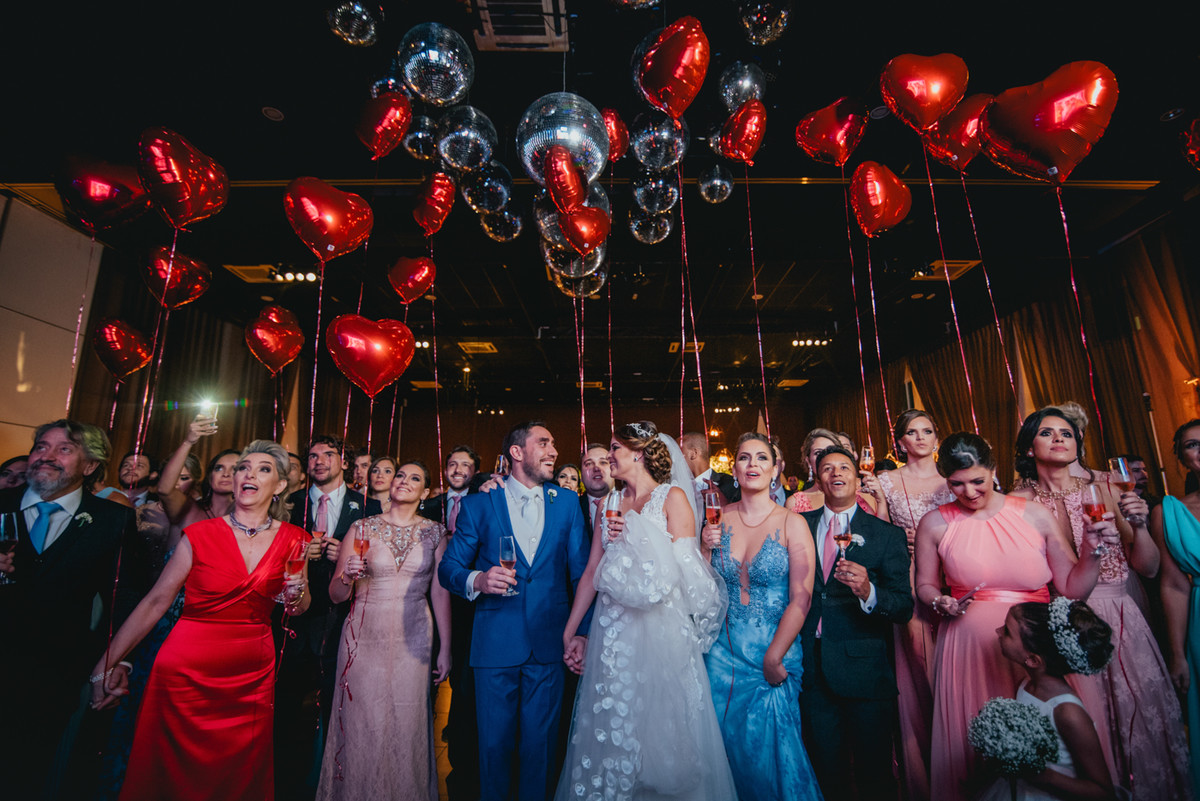 fotos-casamento-juerodrigo-noiva-marcosemarifotografias-itamaratyhall-maisonrosee-salaoma-violinelive-batukar