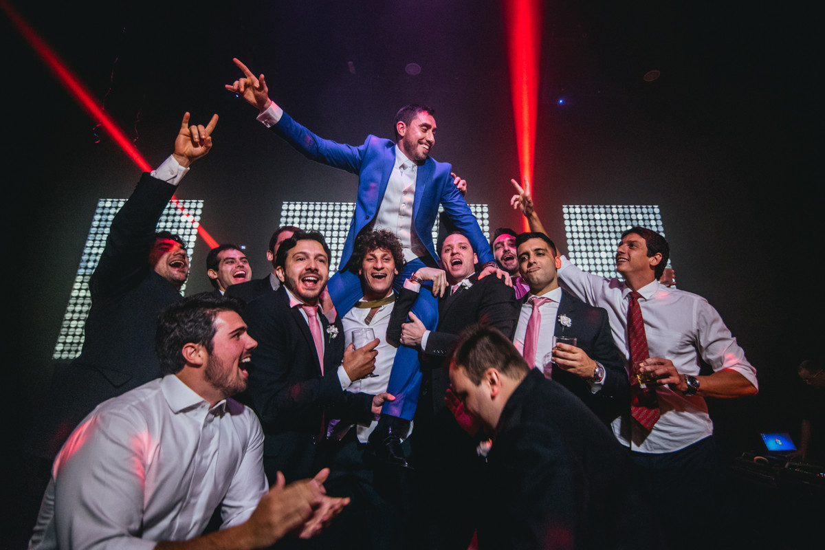 fotos-casamento-juerodrigo-noiva-marcosemarifotografias-itamaratyhall-maisonrosee-salaoma-violinelive-batukar