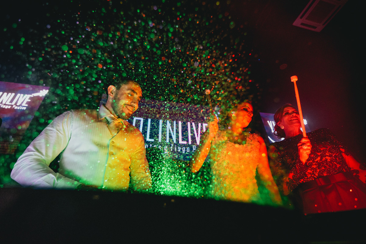 fotos-casamento-juerodrigo-noiva-marcosemarifotografias-itamaratyhall-maisonrosee-salaoma-violinelive-batukar