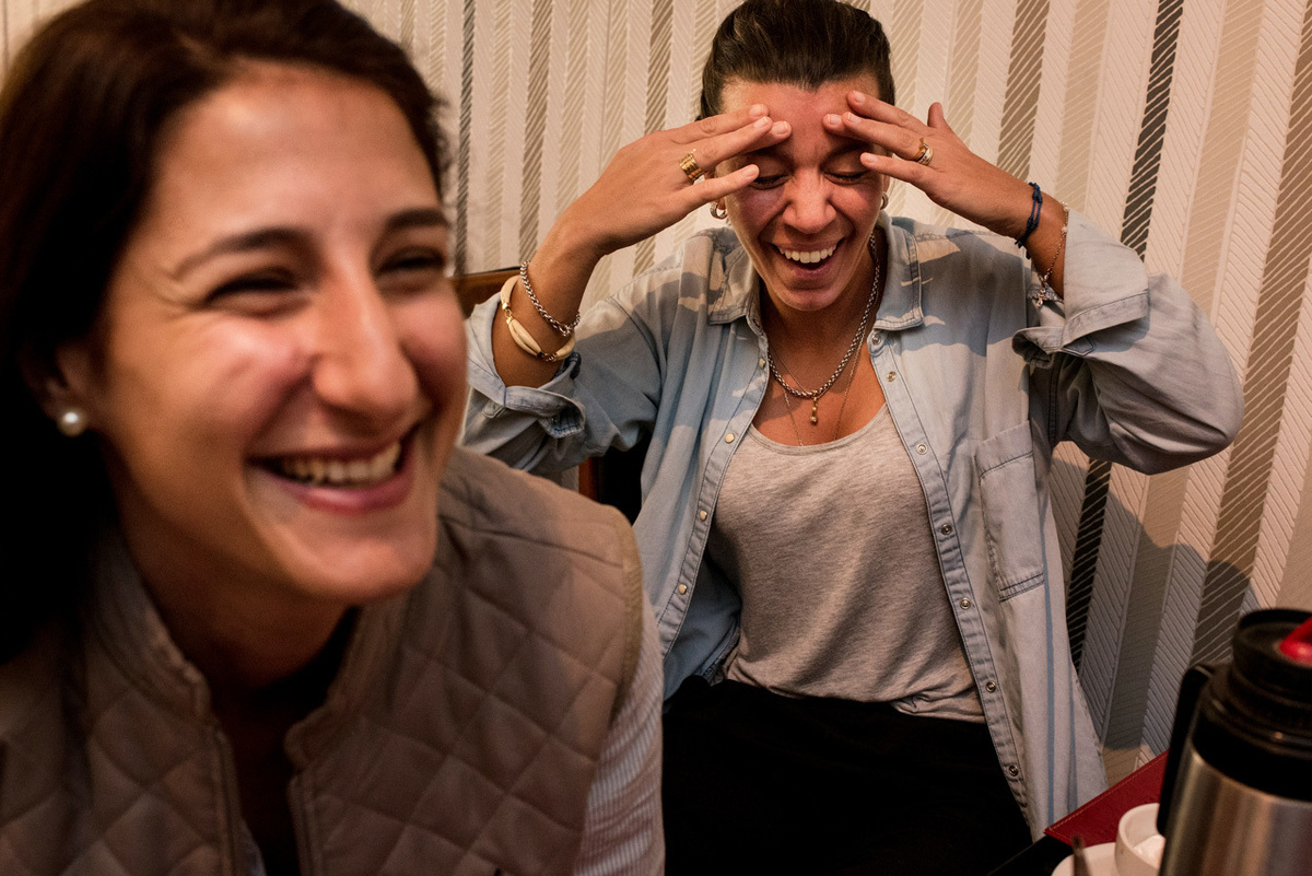 fotografia de casamento no café da manhã