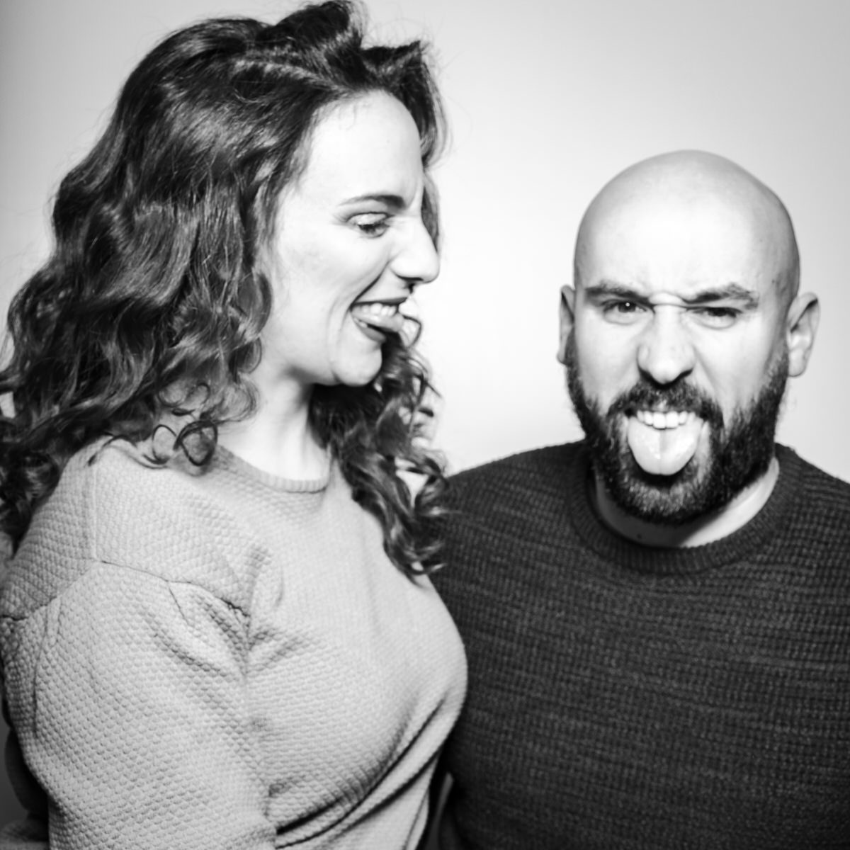 engagement wedding photobooth photographer destination photographer filipe santos porto portugal bride groom award best 