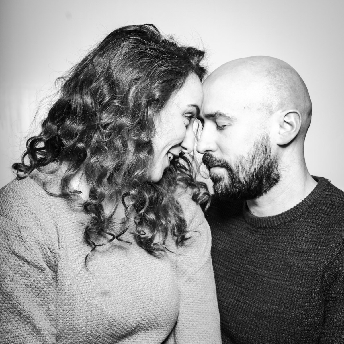 engagement wedding photobooth photographer destination photographer filipe santos porto portugal bride groom award best 