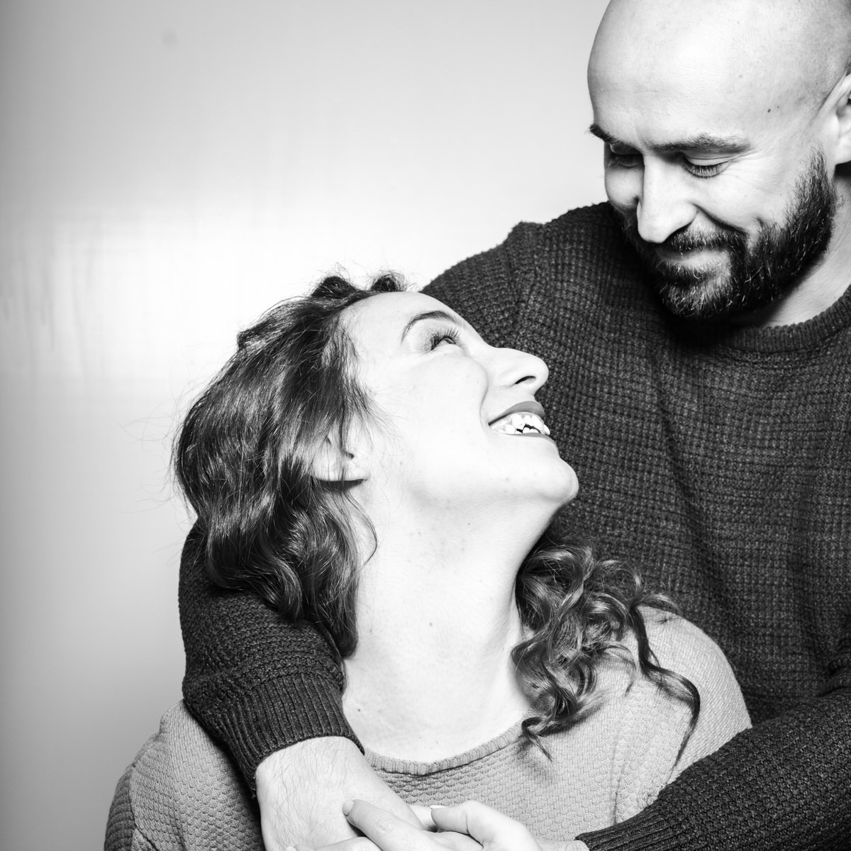 engagement wedding photobooth photographer destination photographer filipe santos porto portugal bride groom award best 