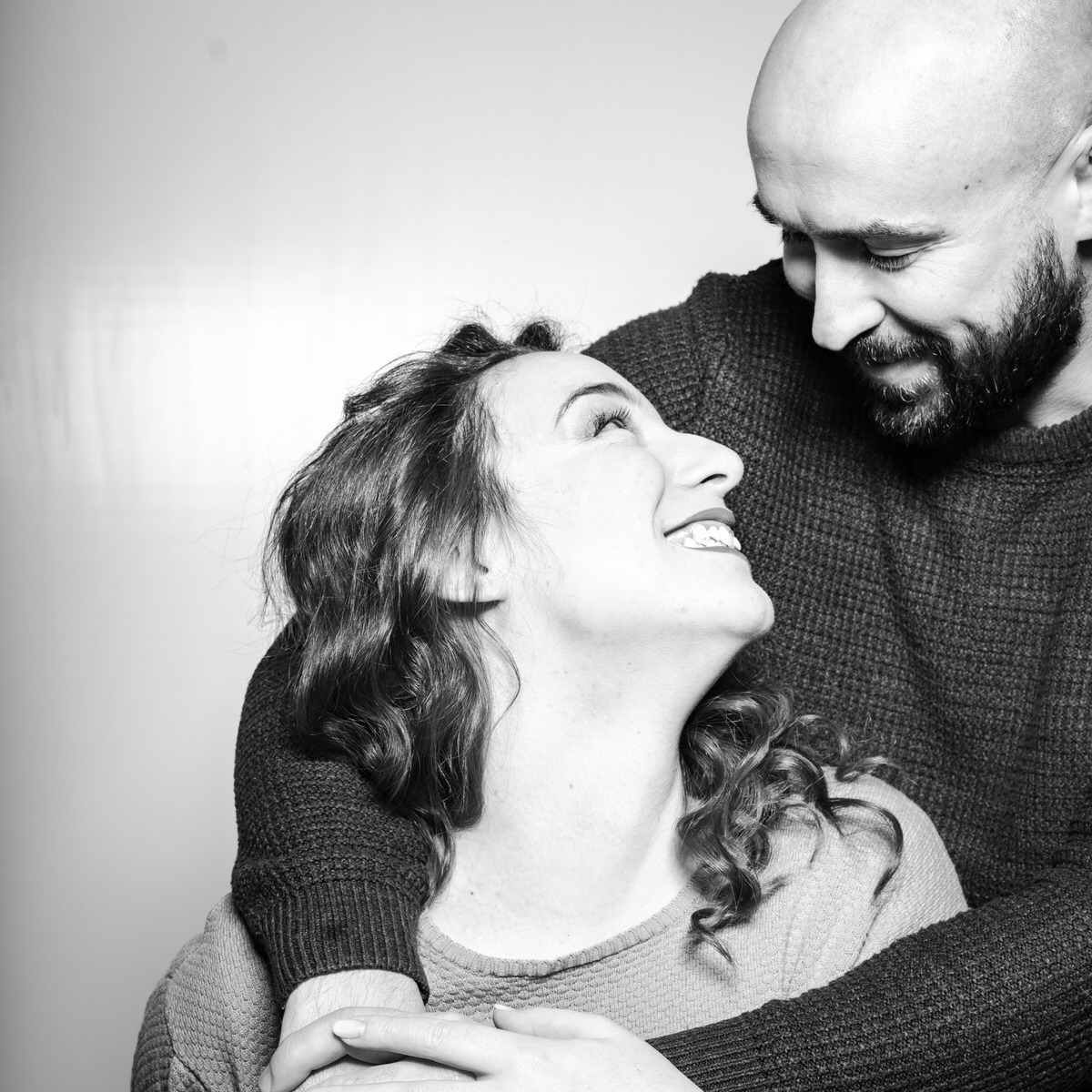 engagement wedding photobooth photographer destination photographer filipe santos porto portugal bride groom award best 