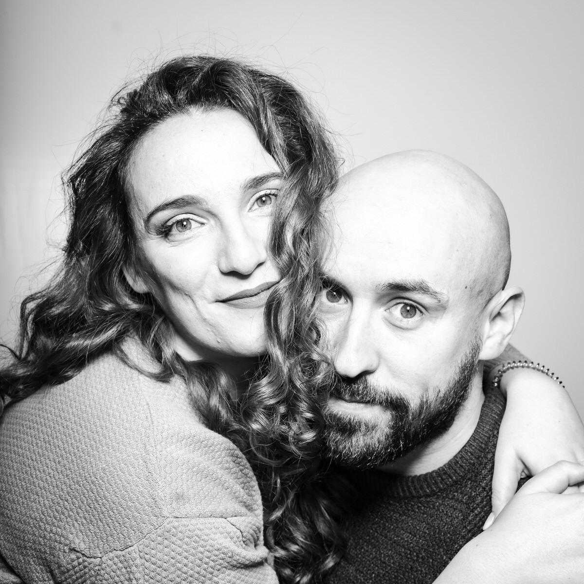 engagement wedding photobooth photographer destination photographer filipe santos porto portugal bride groom award best 