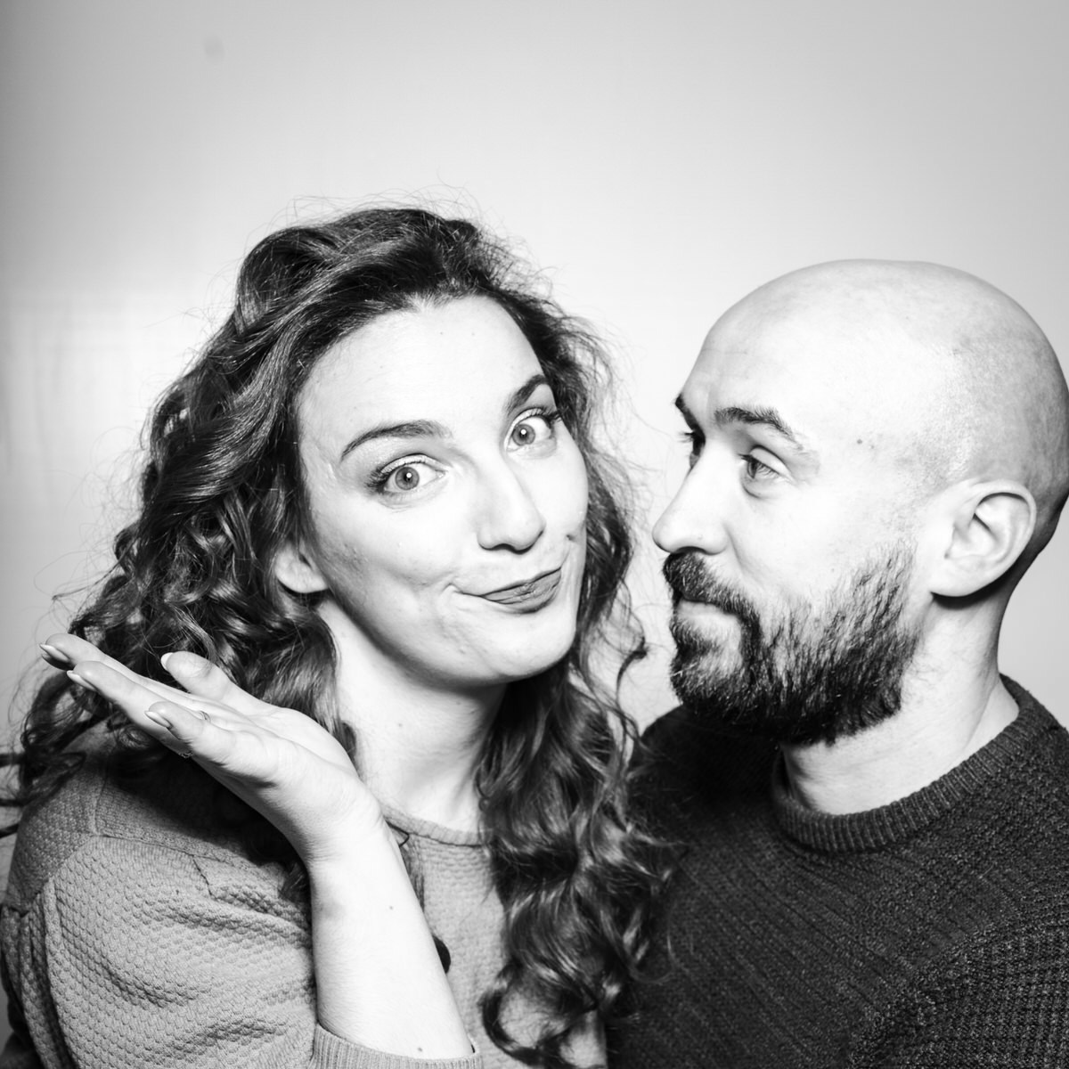 engagement wedding photobooth photographer destination photographer filipe santos porto portugal bride groom award best 