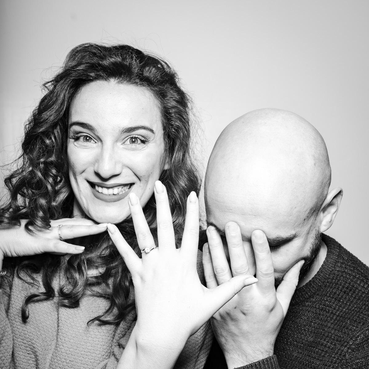 engagement wedding photobooth photographer destination photographer filipe santos porto portugal bride groom award best 