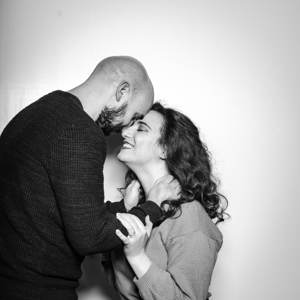 engagement wedding photobooth photographer destination photographer filipe santos porto portugal bride groom award best 